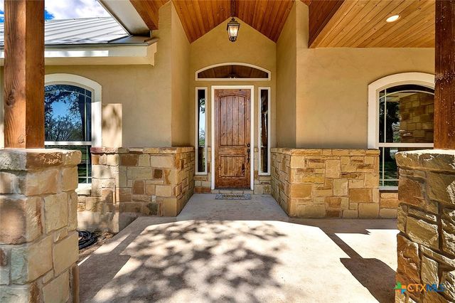 1224 Fm 3432, Adkins, TX 78101