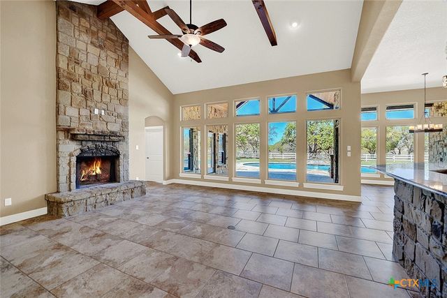 1224 Fm 3432, Adkins, TX 78101