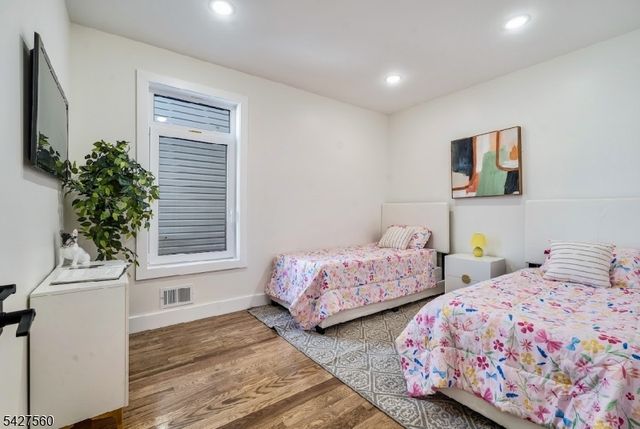 31 Grace St, Irvington Twp., NJ 07111