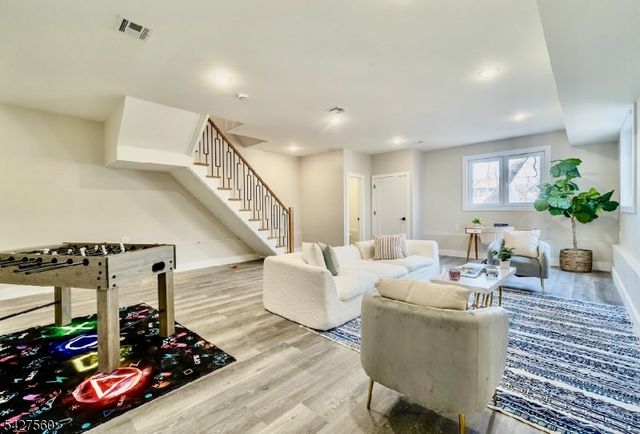 31 Grace St, Irvington Twp., NJ 07111