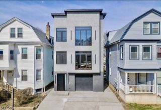 31 Grace St, Irvington Twp., NJ 07111