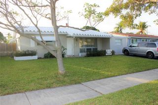 1900 N 32nd Ct, Hollywood, FL 33021