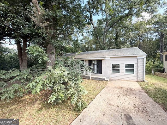 6979 Bruce Circle, Lithonia, GA 30058
