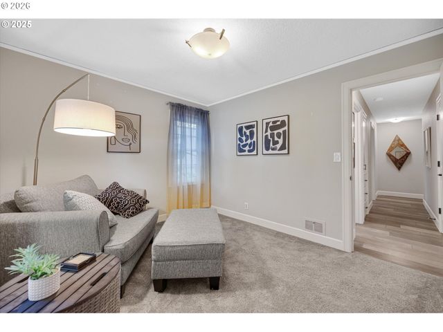 8444 Sw 58th Ave, Portland, OR 97219