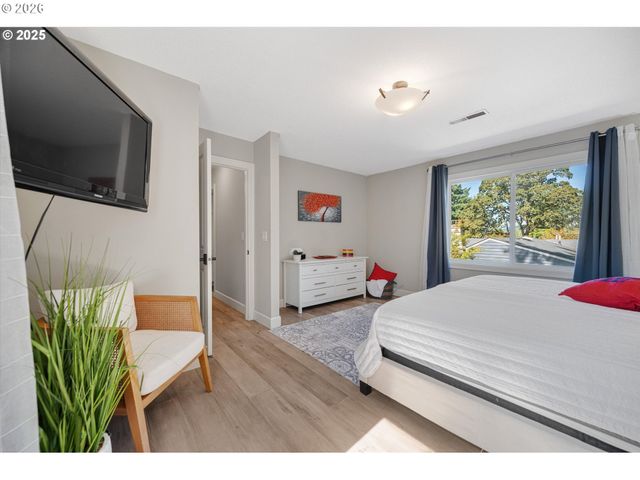 8444 Sw 58th Ave, Portland, OR 97219