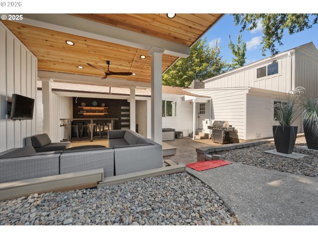 8444 Sw 58th Ave, Portland, OR 97219