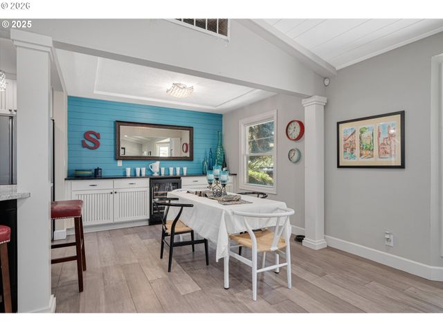 8444 Sw 58th Ave, Portland, OR 97219