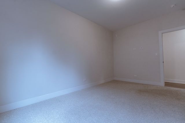 4608 S Indiana Avenue 1, Chicago, IL 60653