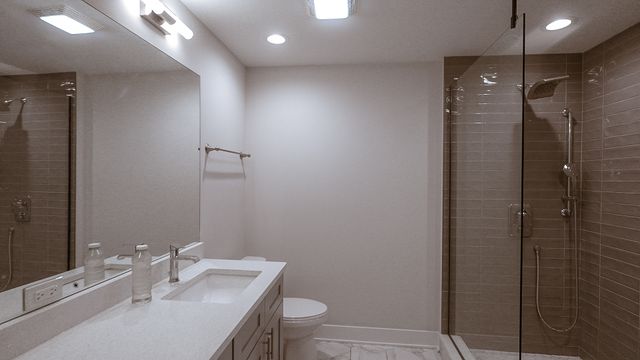 4608 S Indiana Avenue 1, Chicago, IL 60653