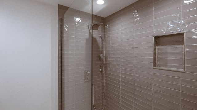 4608 S Indiana Avenue 1, Chicago, IL 60653