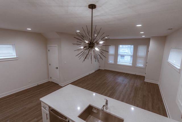 4608 S Indiana Avenue 1, Chicago, IL 60653