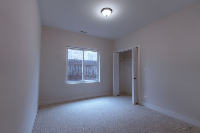 4608 S Indiana Avenue 1, Chicago, IL 60653