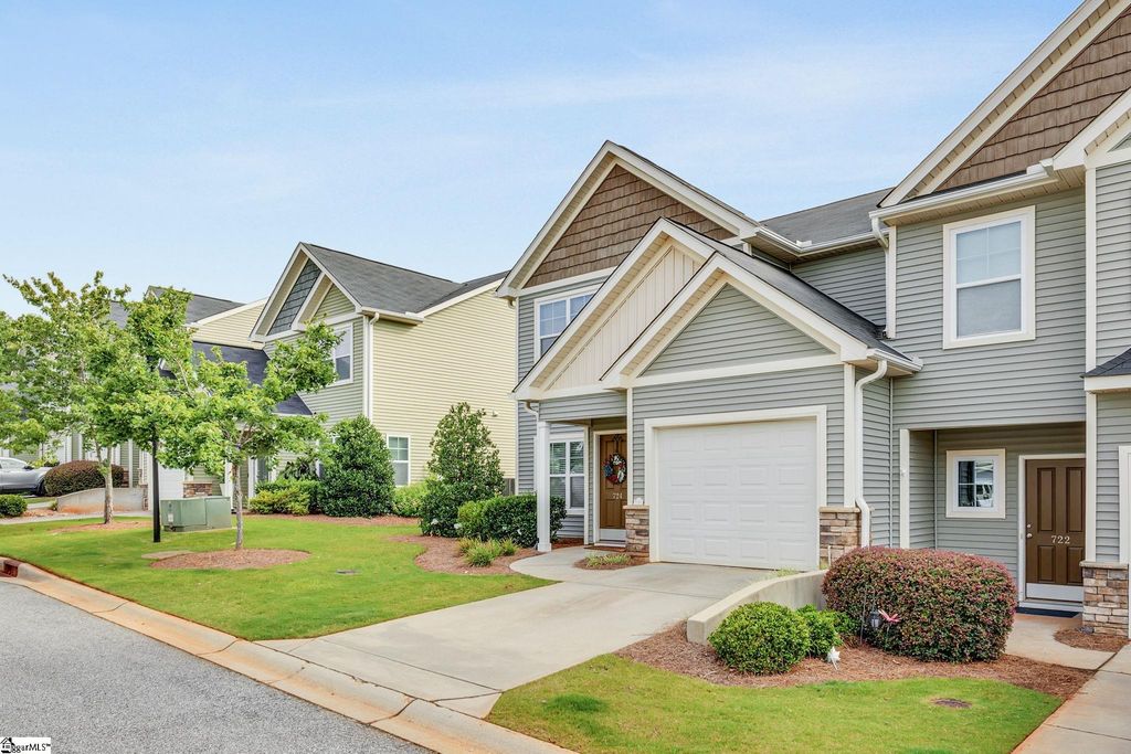 724 Elmbrook Drive, Simpsonville, SC 29681