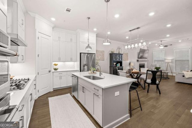 128 Everley Walk, Alpharetta, GA 30009