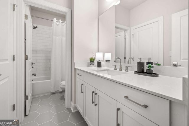 128 Everley Walk, Alpharetta, GA 30009