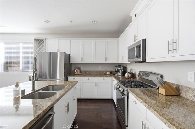 815 W Elaine, Santa Maria, CA 93458