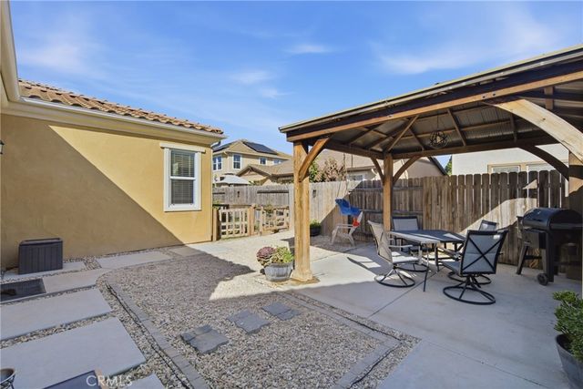 815 W Elaine, Santa Maria, CA 93458