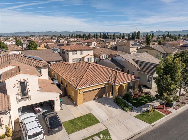 815 W Elaine, Santa Maria, CA 93458