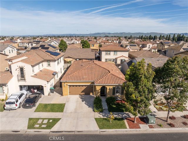 815 W Elaine, Santa Maria, CA 93458