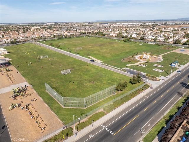 815 W Elaine, Santa Maria, CA 93458