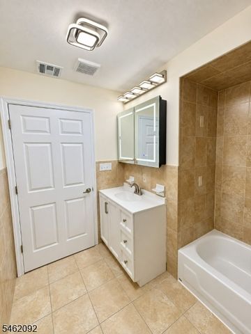 114 Washington Ave 9, Belleville Twp., NJ 07109