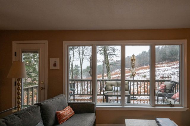 974 Hard Road D6, Hartford, VT 05059