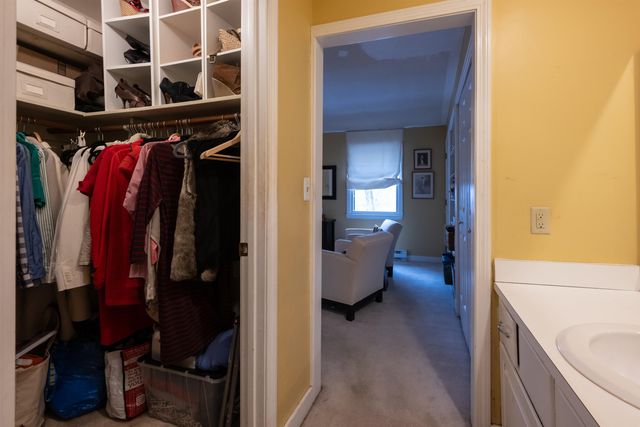 974 Hard Road D6, Hartford, VT 05059