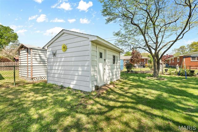 917 Willow Street, Wood River, IL 62095