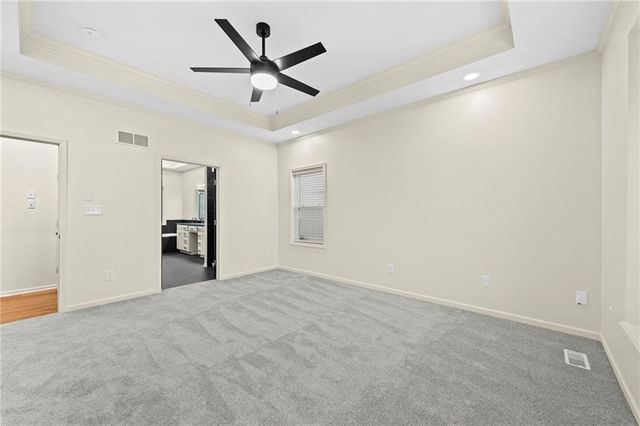 2821 SW Carlton Drive, Lee's Summit, MO 64082