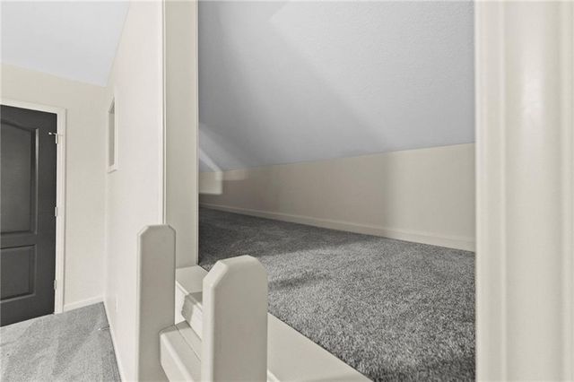 2821 SW Carlton Drive, Lee's Summit, MO 64082