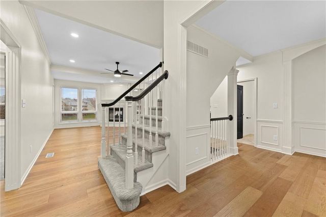 2821 SW Carlton Drive, Lee's Summit, MO 64082