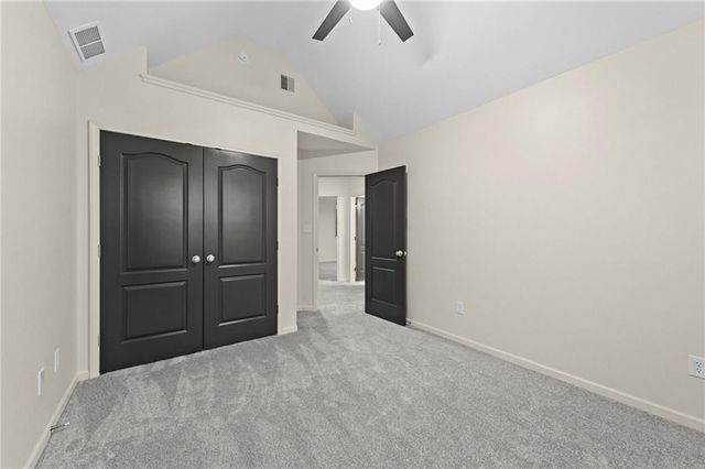 2821 SW Carlton Drive, Lee's Summit, MO 64082