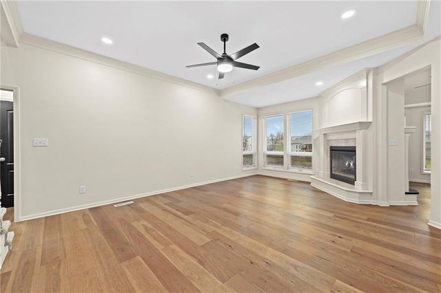 2821 SW Carlton Drive, Lee's Summit, MO 64082