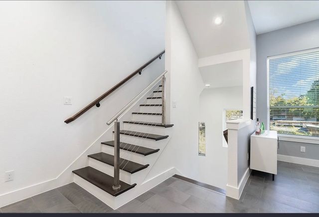 2239 Lovedale Avenue 105, Dallas, TX 75235