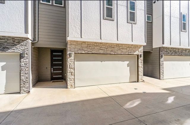 2239 Lovedale Avenue 105, Dallas, TX 75235