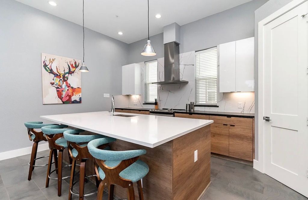 2239 Lovedale Avenue 105, Dallas, TX 75235