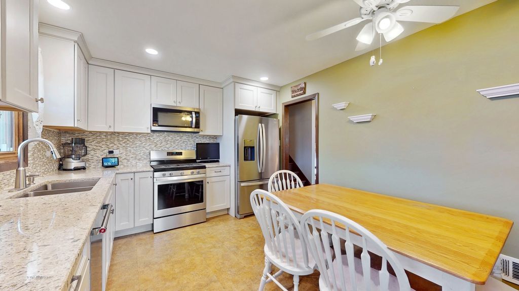 property-img