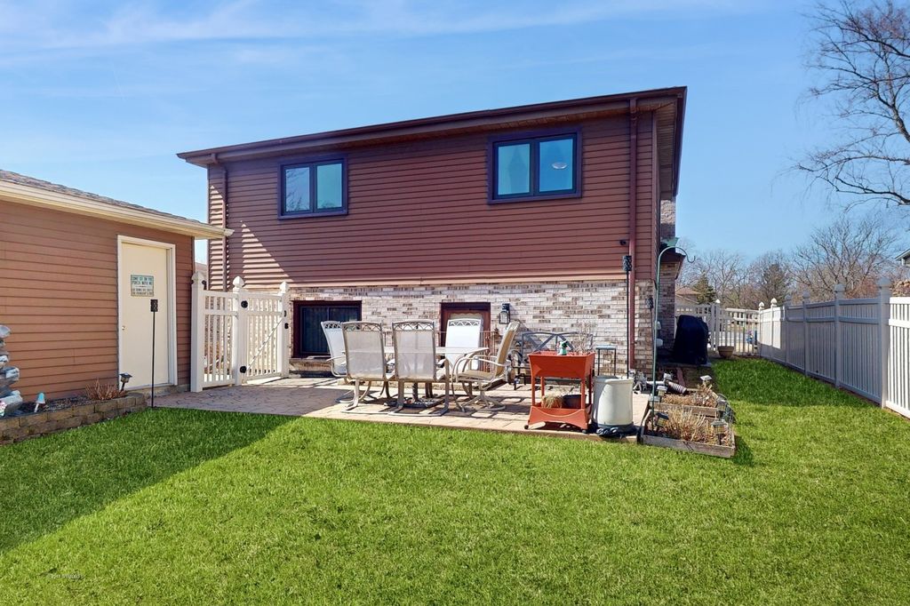 property-img