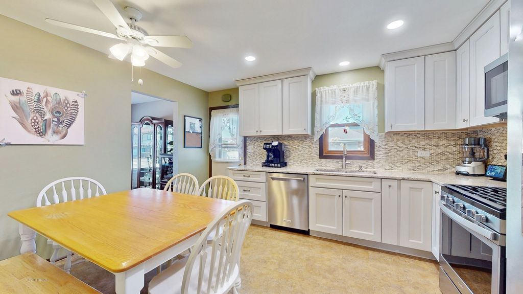 property-img
