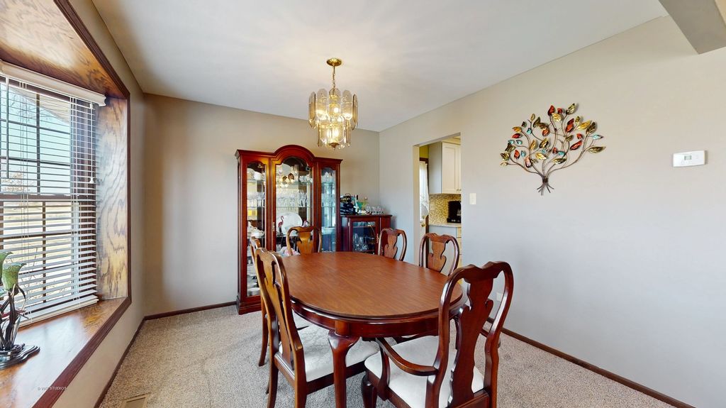property-img