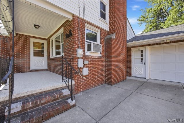 44 Grant Street, Lancaster, NY 14086