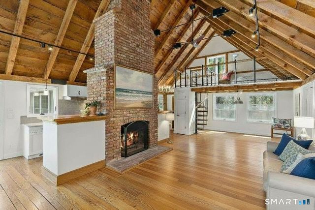 34 Squaw Brook Road, Branford, CT 06405