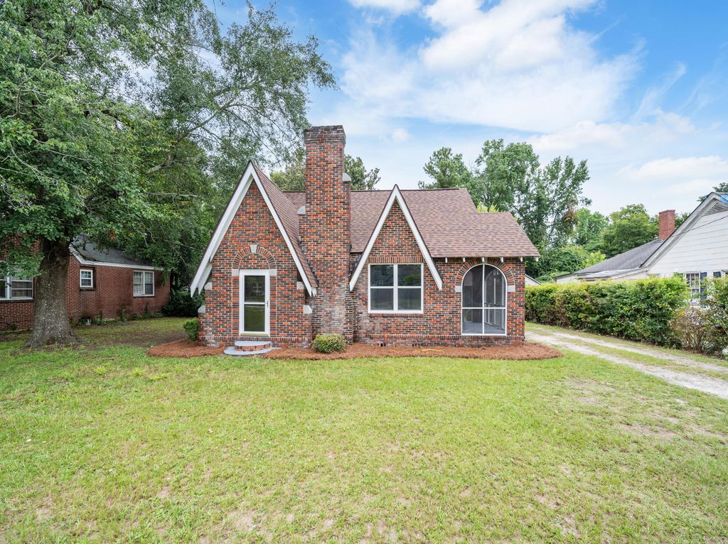 13 Victory Drive, Sumter, SC 29150