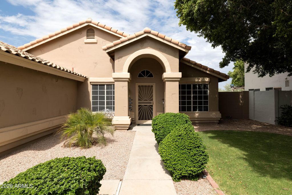 22418 N 74TH Lane, Glendale, AZ 85310 — photo 4