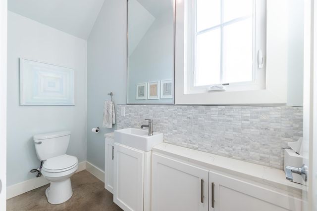 712 Cardinal LN A, Austin, TX 78704