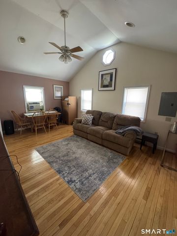 15 Montgomery Street, Danbury, CT 06810