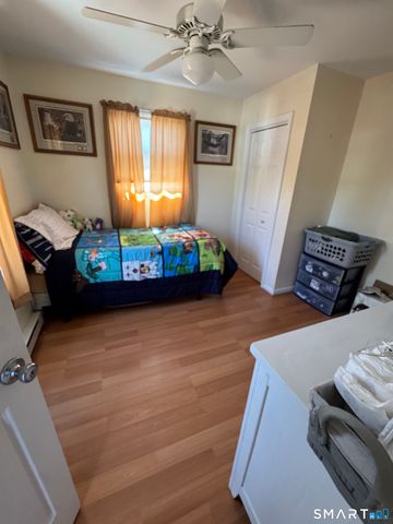 15 Montgomery Street, Danbury, CT 06810