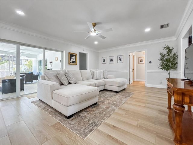 5853 LEELAND STREET S, St Petersburg, FL 33715
