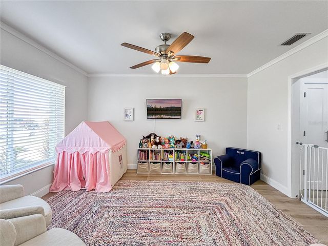 5853 LEELAND STREET S, St Petersburg, FL 33715
