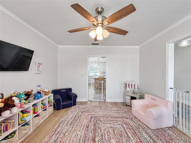 5853 LEELAND STREET S, St Petersburg, FL 33715